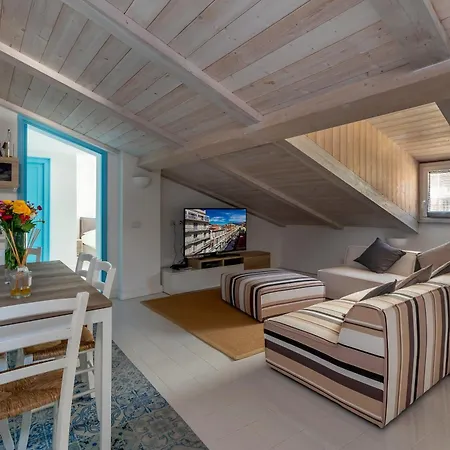 Apartment Mansarda Del Corso Sorrent